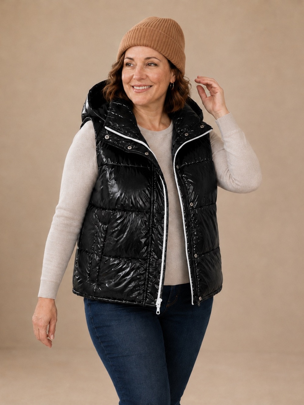 Lou & Grey Women’s XL Black Hooded Glossy Quilted Puffer Vest White Zip